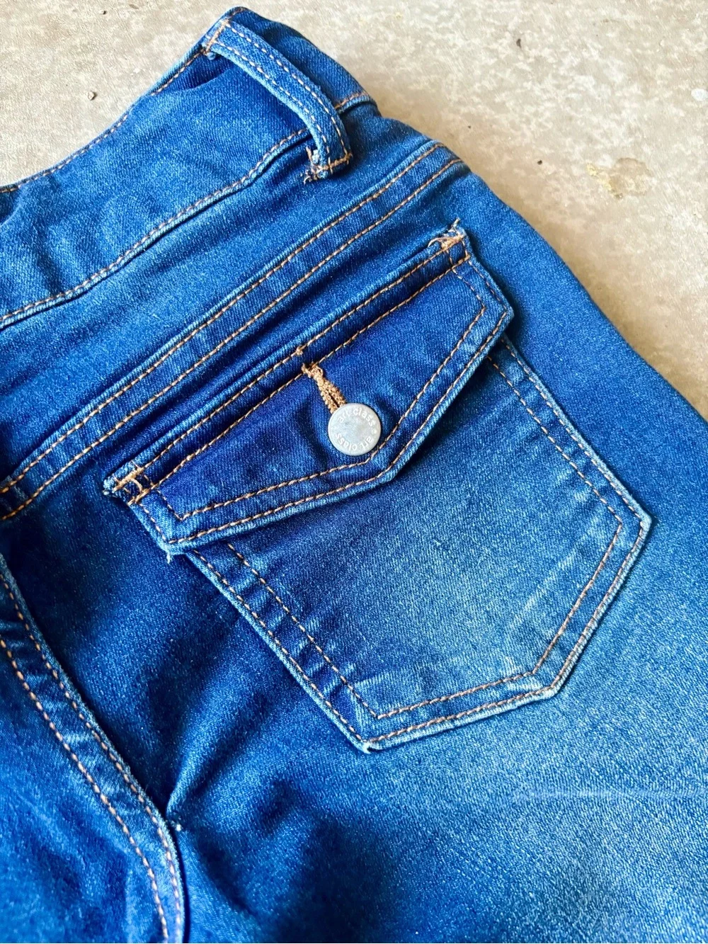 art class Blue Jeans